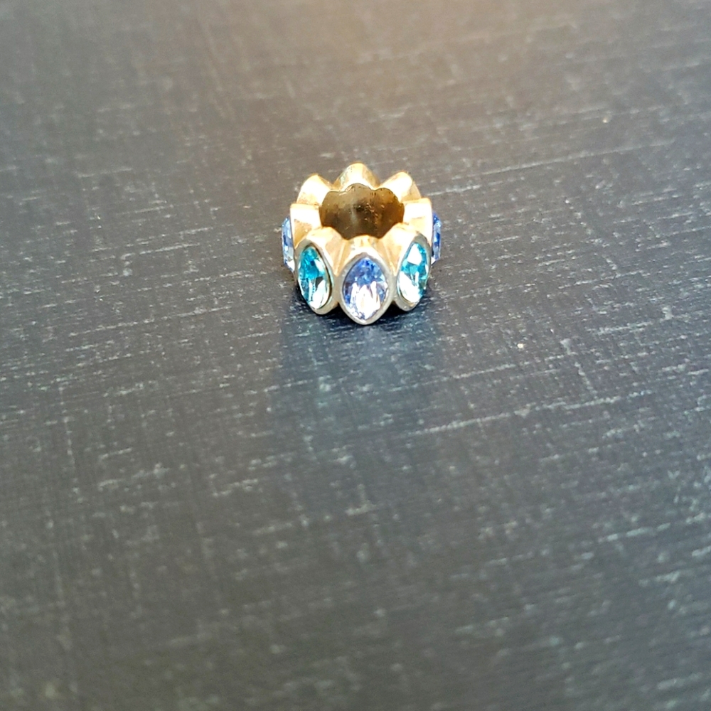 Brighton Bead